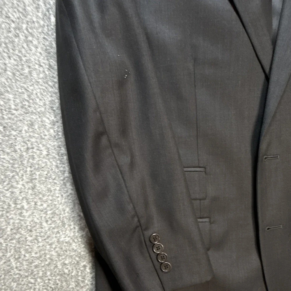 EGARA Black Slim Fit 2pc Worsted Wool Suit Made in Italy 39R/39W